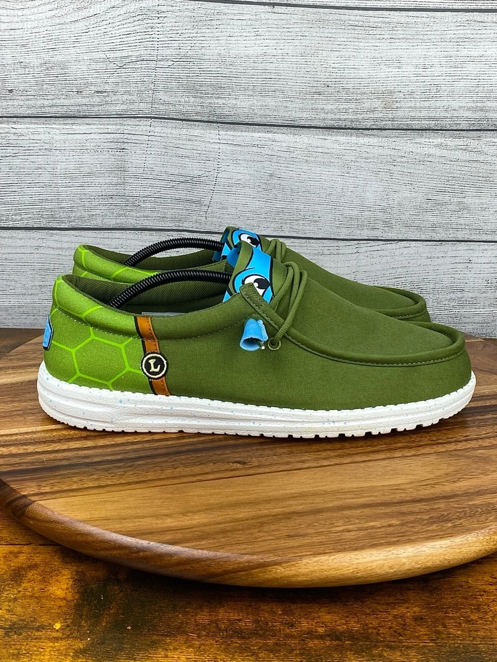 Hey Dude Wally Funk Teenage Mutant Ninja Turtles Leonardo Slip On Shoes Men’s 12